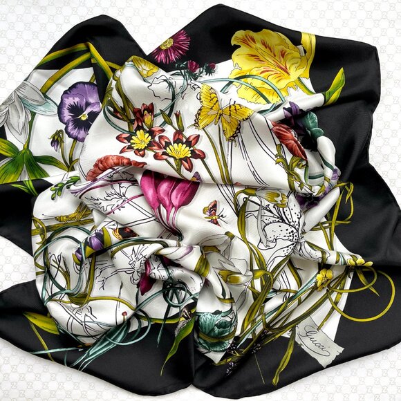 Gucci Unisex Scarf Flora Infinity Print White Silk Scarf Wrap - Picture 15 of 15